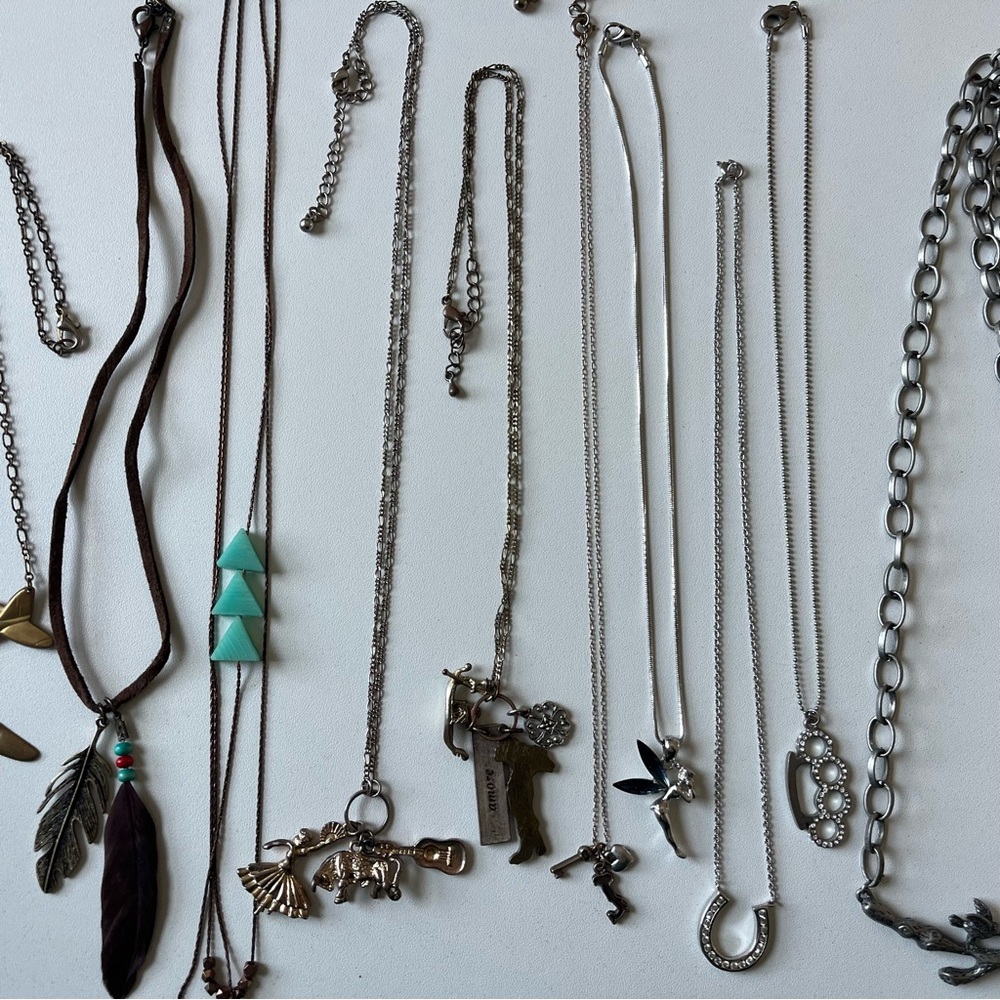 Assorted Necklaces - Picture 3 of 5